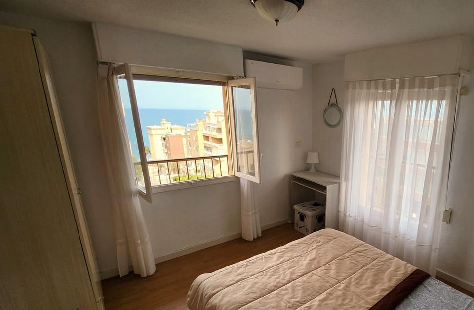 Bedroom, Sea view, air conditioner