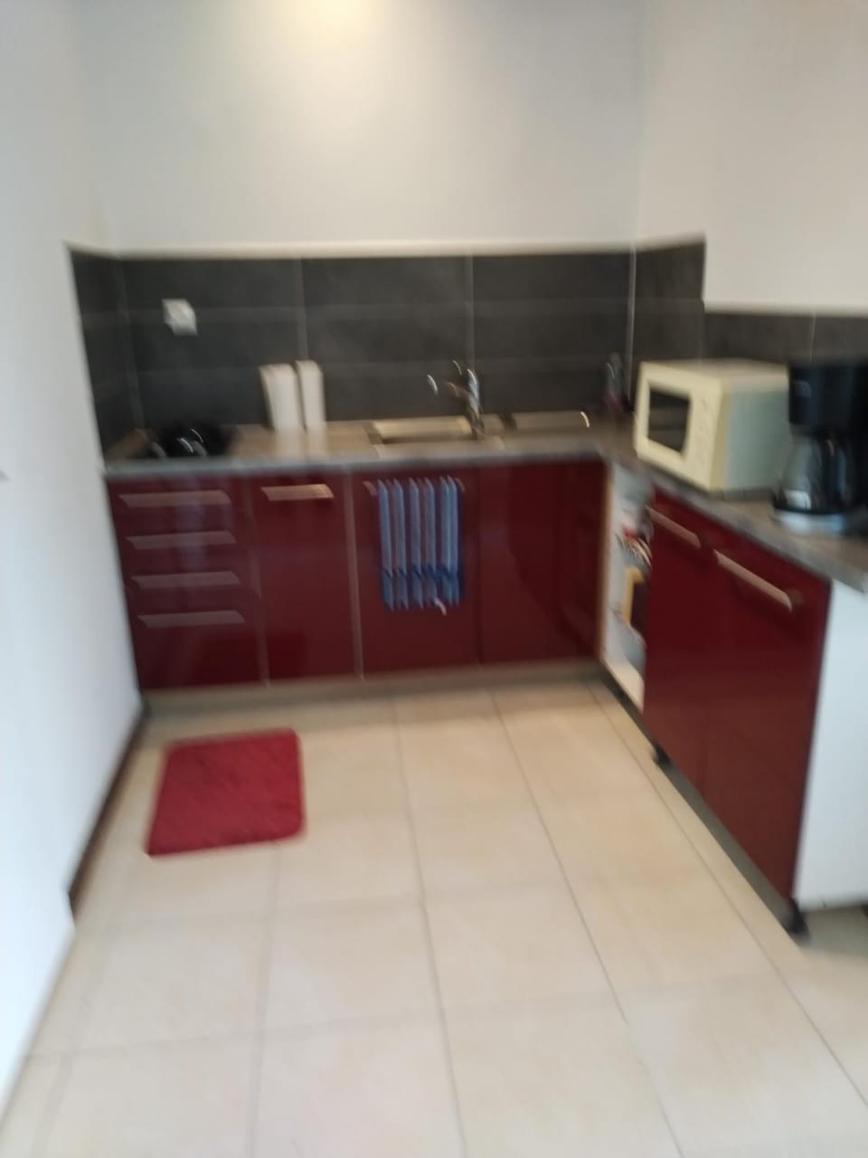 Kitchen or kitchenette, oven, pet friendly, stove, toaster