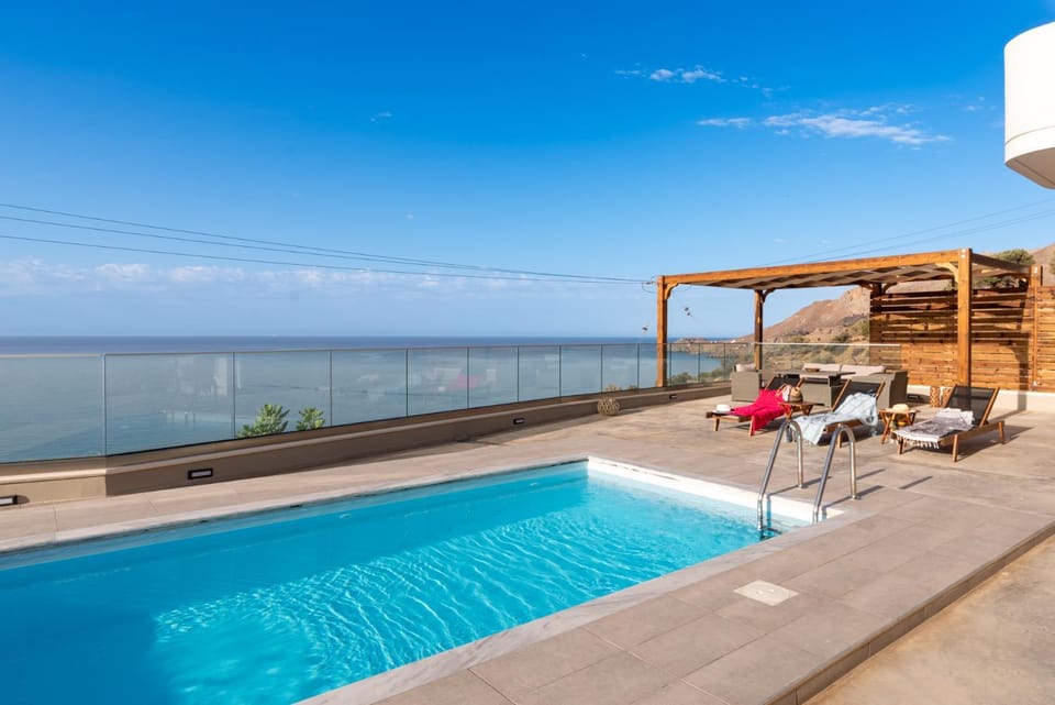 Natural landscape, View (from property/room), Pool view, Sea view, Swimming pool, sunbed