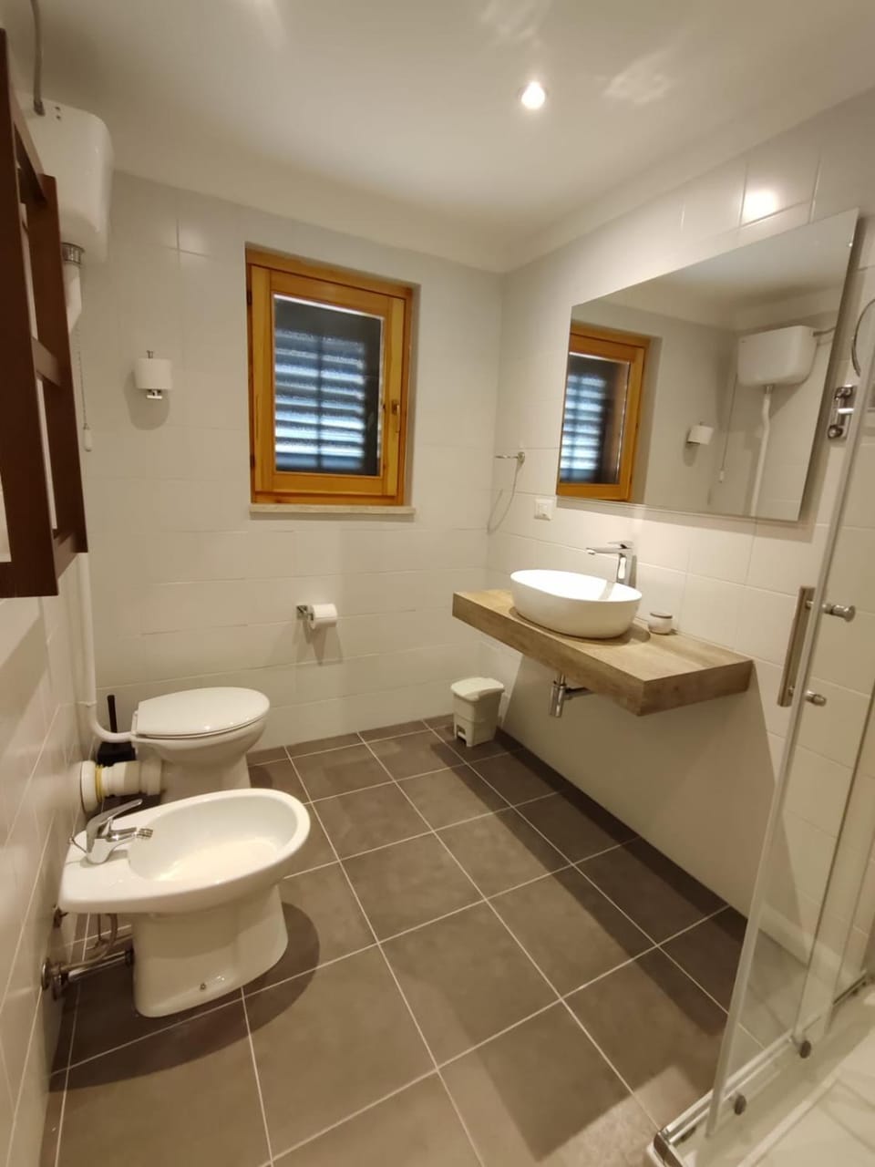 Shower, Bathroom, bidet