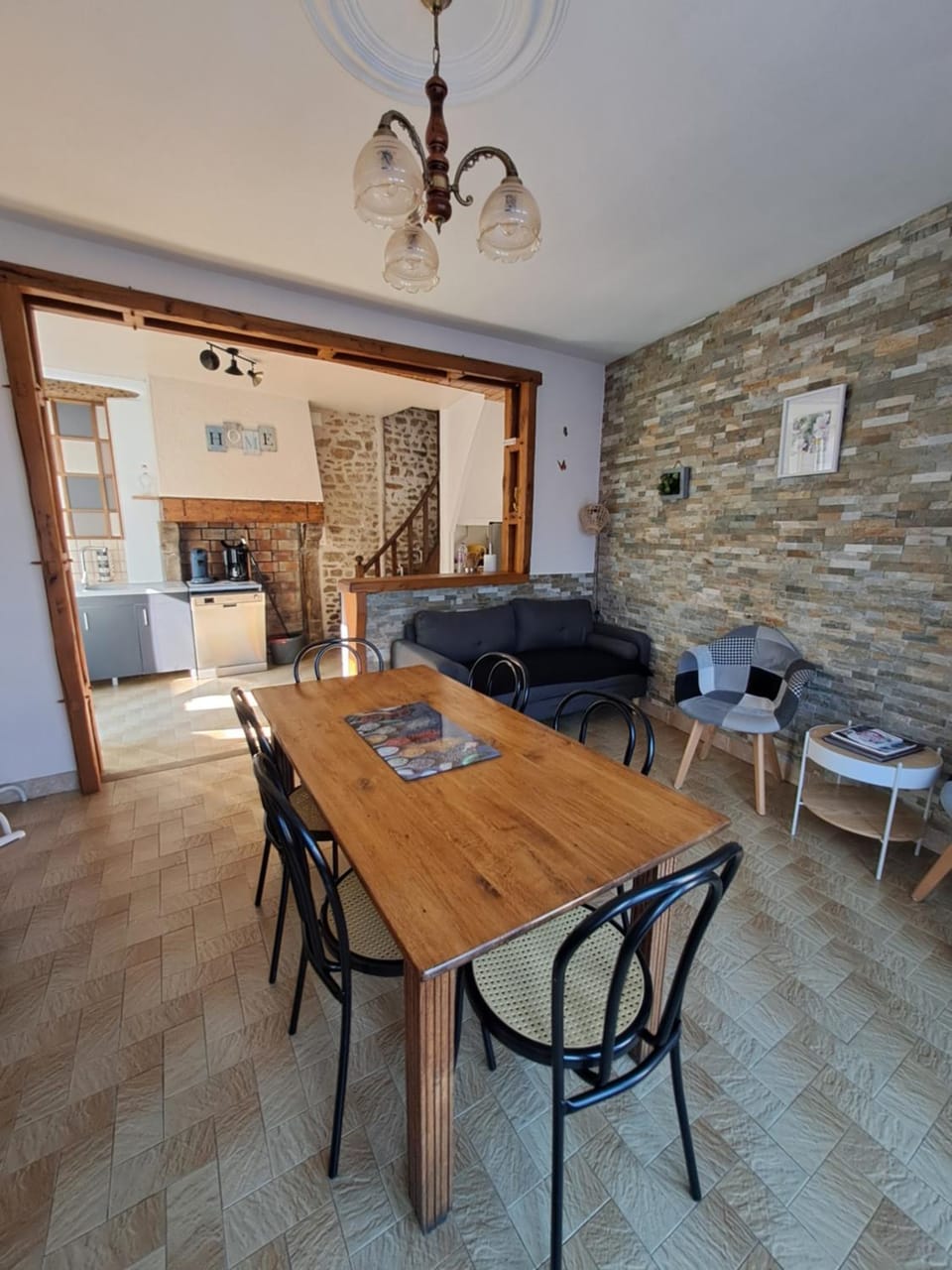 Living room, Dining area