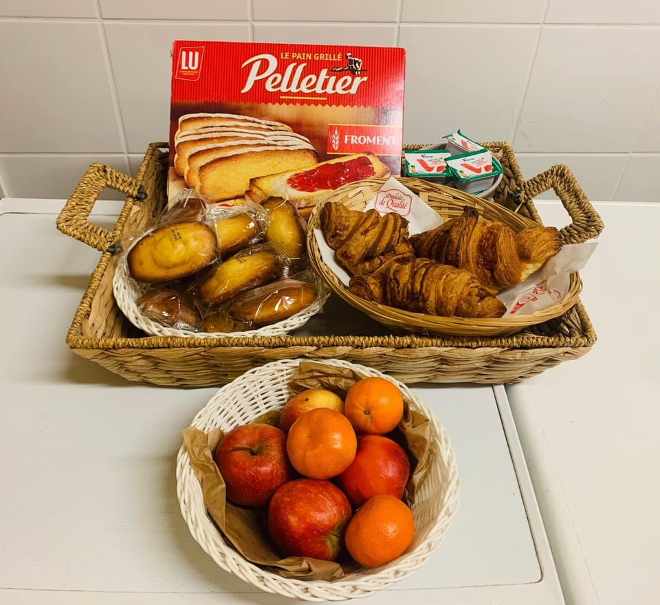 Breakfast, Buffet breakfast