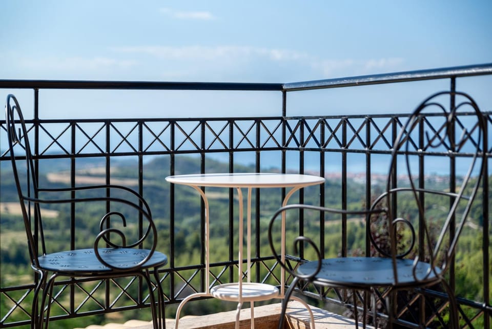 View (from property/room), Balcony/Terrace