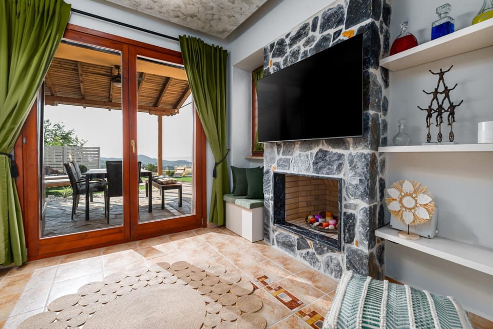 Communal lounge/ TV room, Seating area