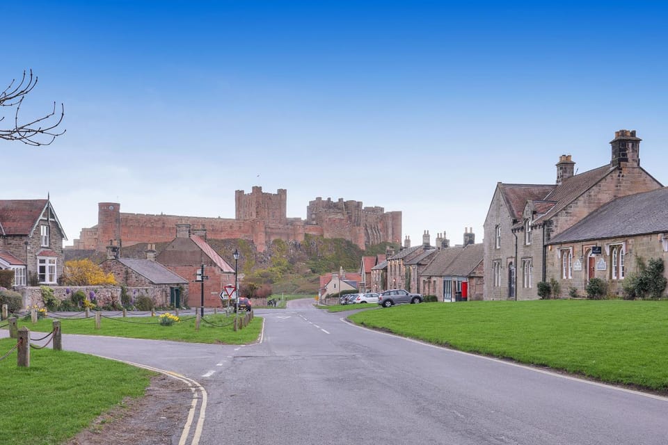 Nearby landmark, Natural landscape, Landmark view, Street view