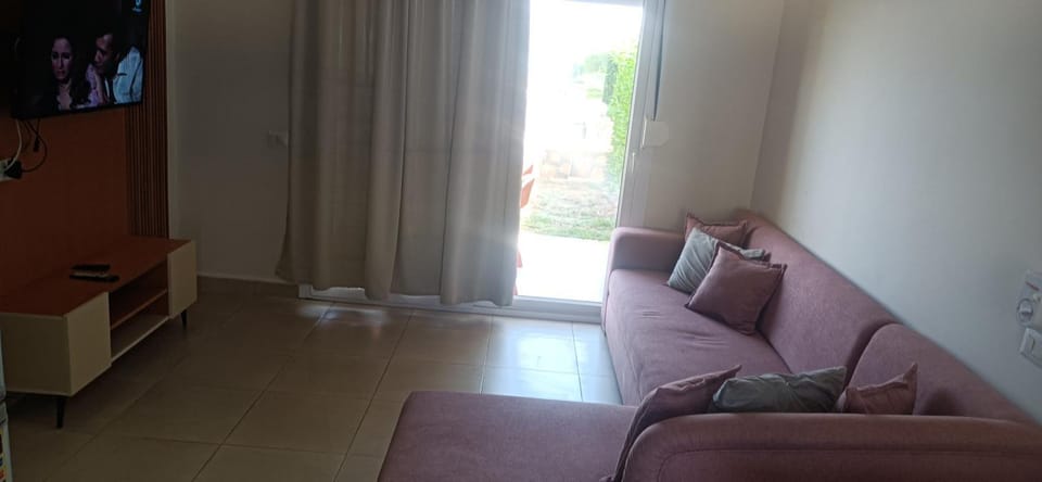 شاليه k05 غرفتين مكيف 2حمام للايجار مصيف بمطروح قرية لونج ايلند "family" Chalet in Egypt