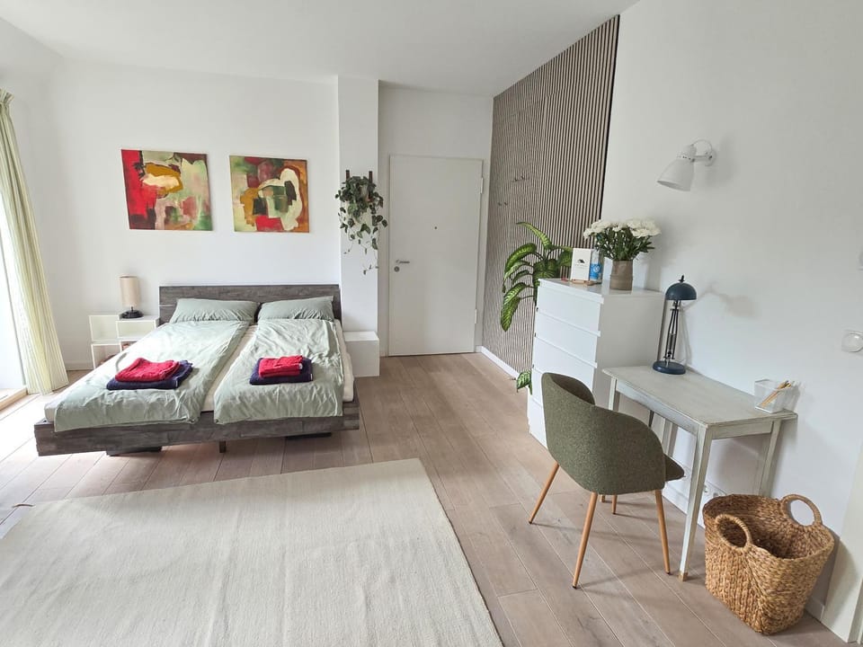 Living room, Bedroom