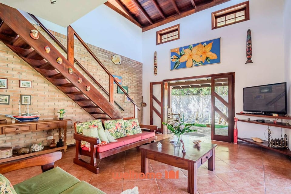 Casa em Ubatuba com Churrasqueira e acesso ao rio House in Ubatuba