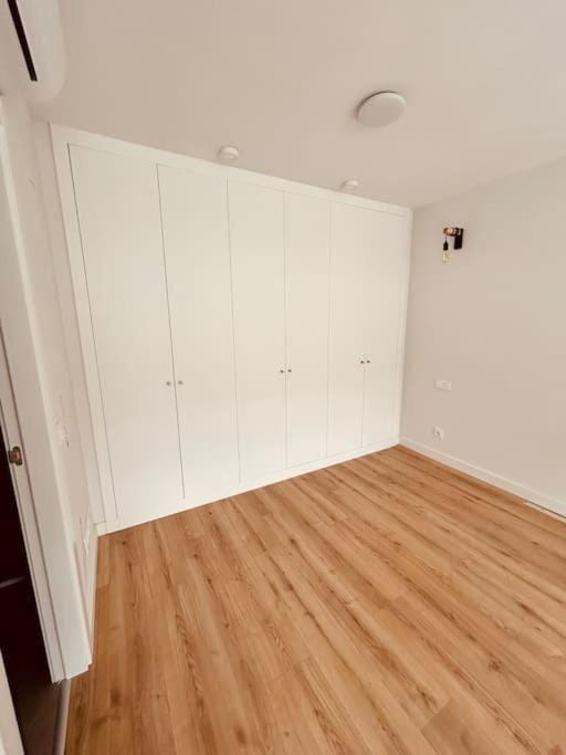 Loft 007 con jardin, piscina, garaje y Netflix Apartment in San Sebastián de los Reyes