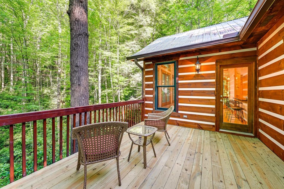 Creekside Lodge - All of the Comforts of Home House in Tennessee