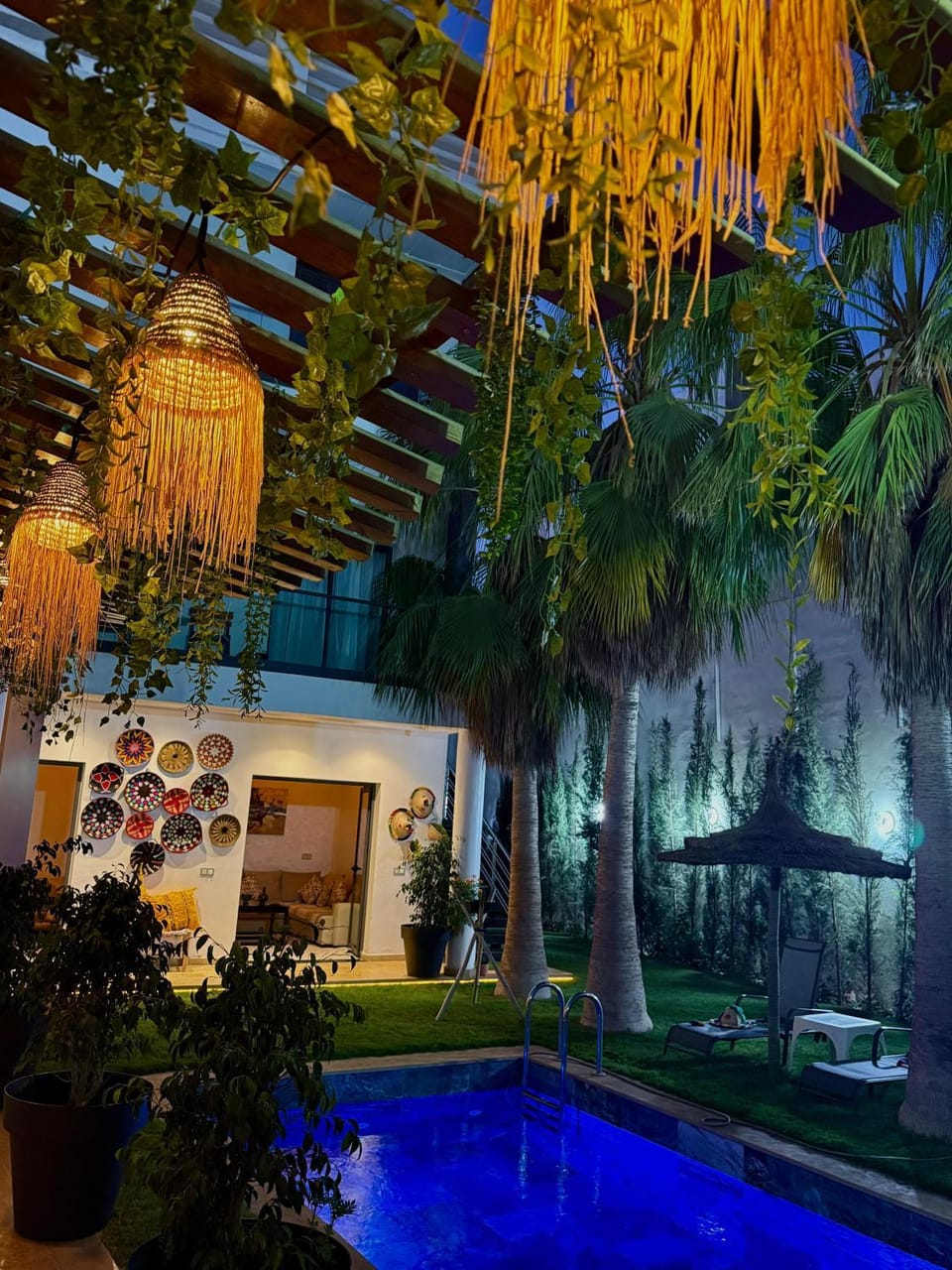 Garden, Swimming pool