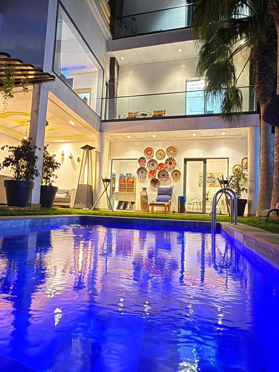 Garden, Swimming pool