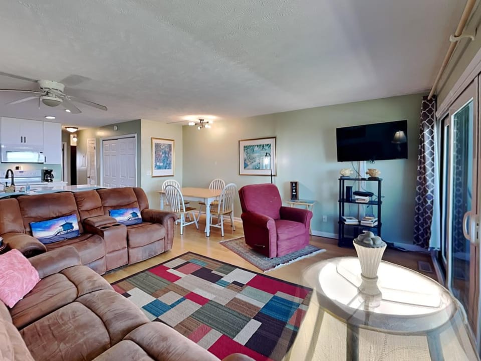 Sea Colony #5A Apartment in Carolina Beach