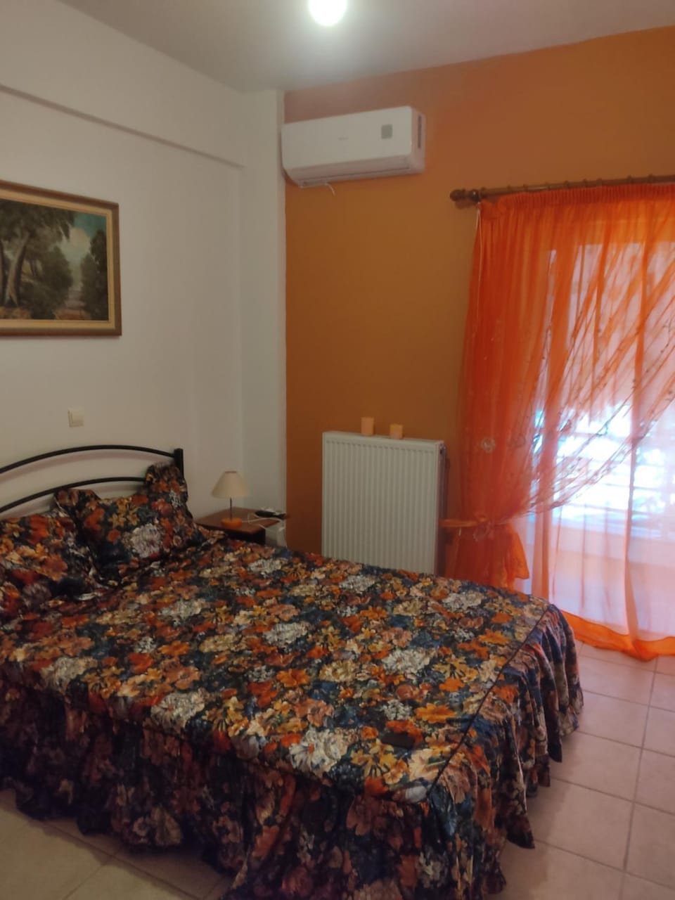 Bed, Bedroom, air conditioner