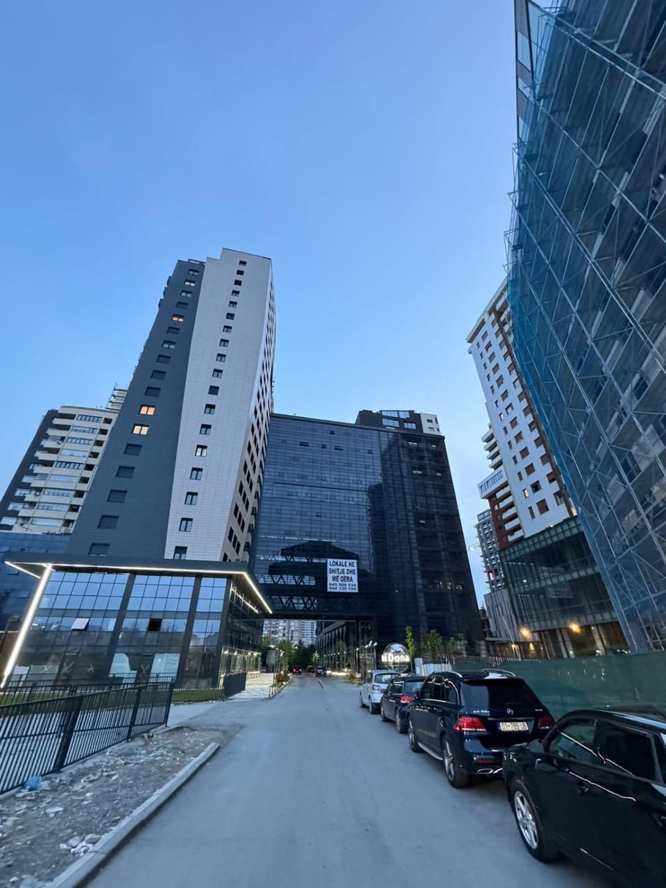 Property building, Neighbourhood, City view, Street view