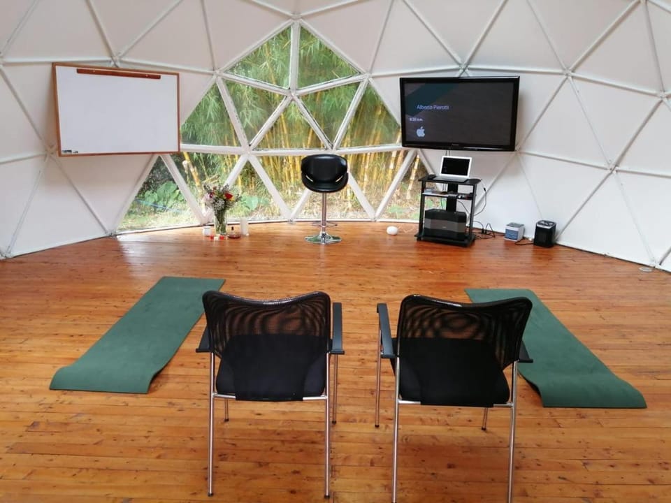 Meeting/conference room