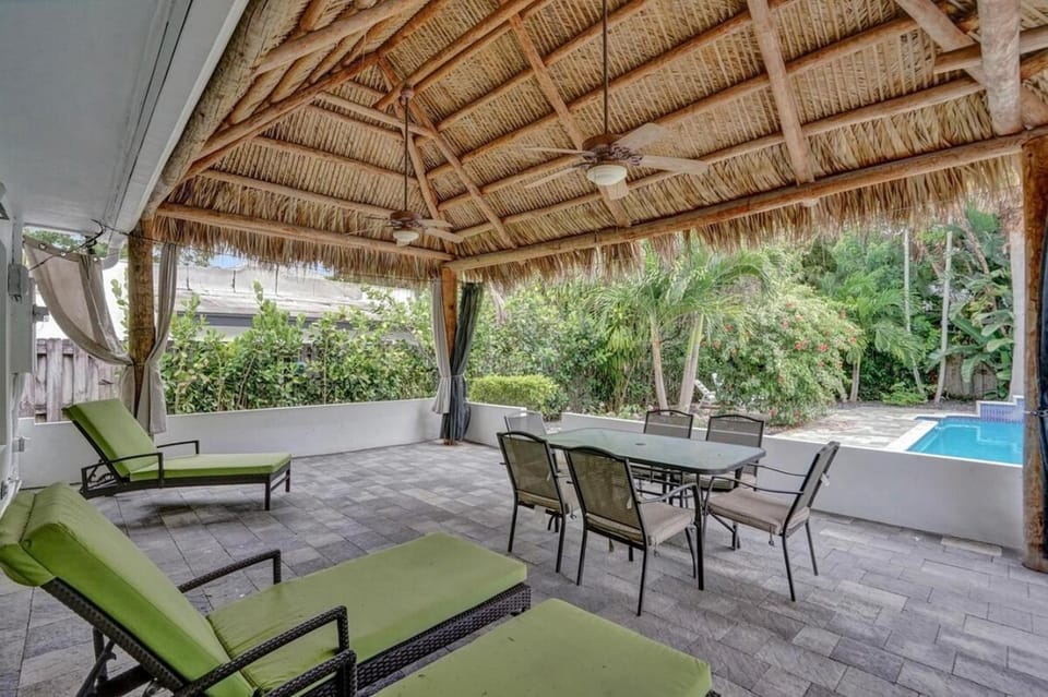 Daddy House-victoria Park With Pool House in Fort Lauderdale