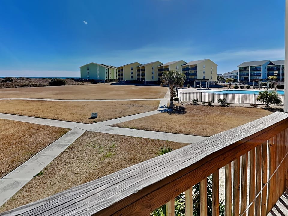 Surf Condos 618 Apartment in Surf City