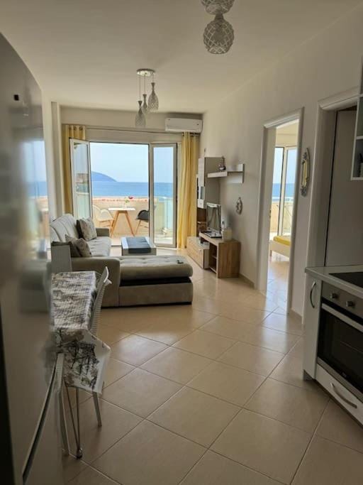 Seaside Oasis Apartment in Vlora Apartment in Vlorë