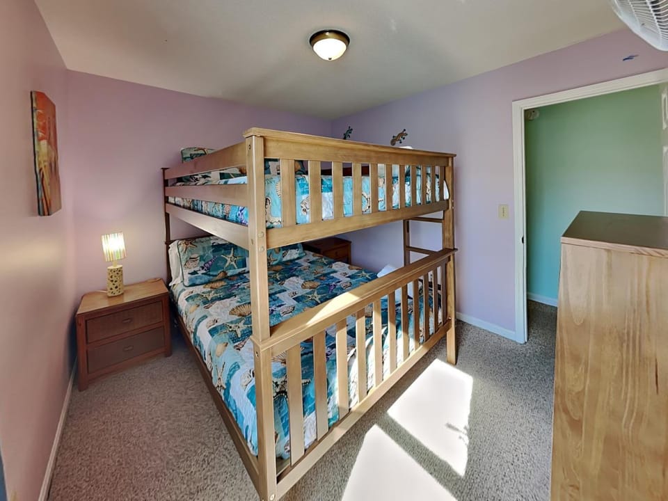 The Sandcastle at Tiki Apartment in Carolina Beach