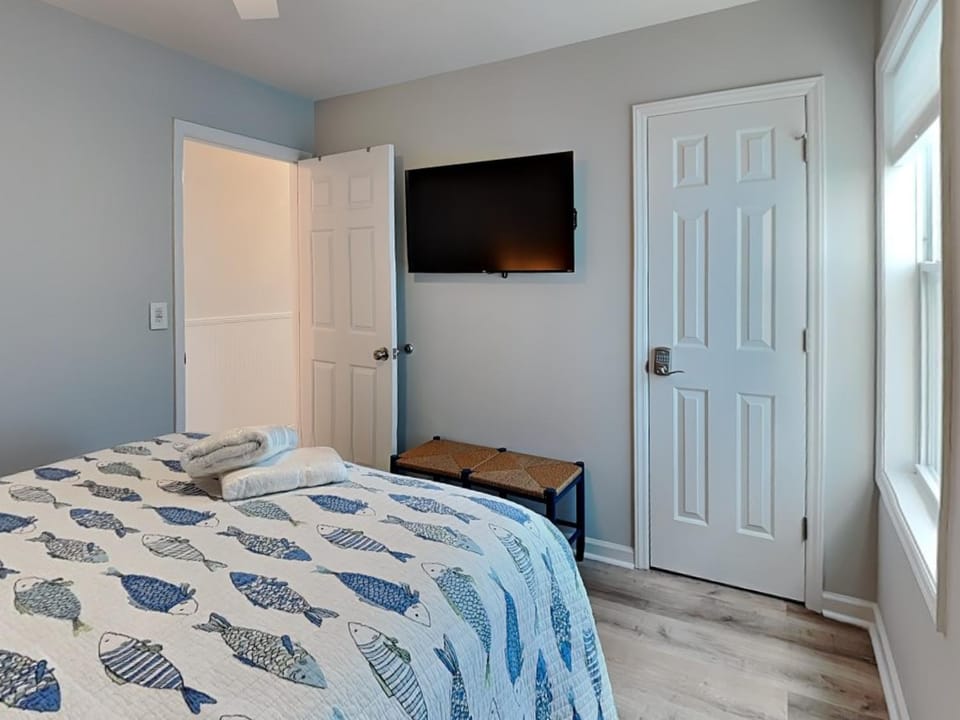Winds 1 #1B - Sand Castle Apartment in Carolina Beach