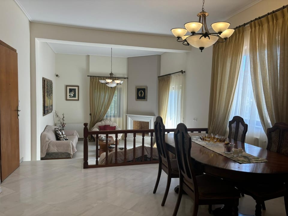 Maria's Apartment Next to Alimos Metro Station Apartment in South Athens