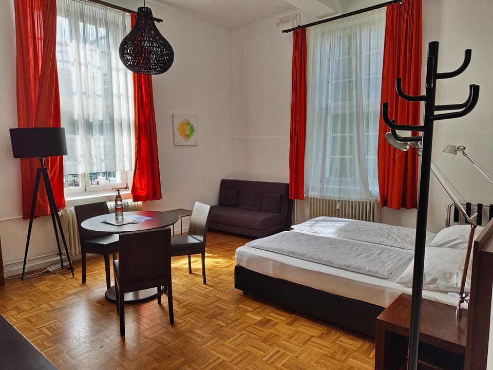 Bed, Living room, Photo of the whole room, Seating area, Bedroom