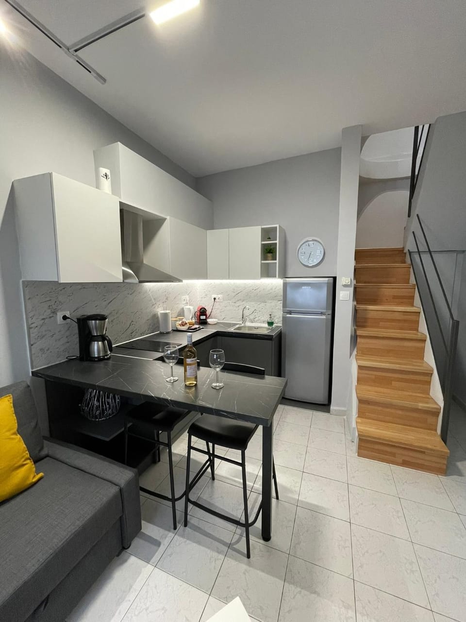 TV and multimedia, Coffee/tea facilities, oven, stove, kitchen, air conditioner