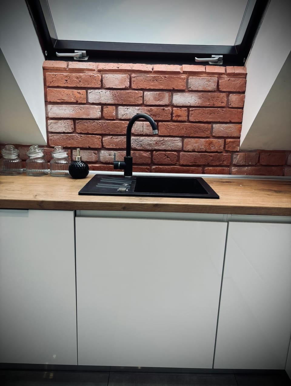 Kitchen or kitchenette, stove