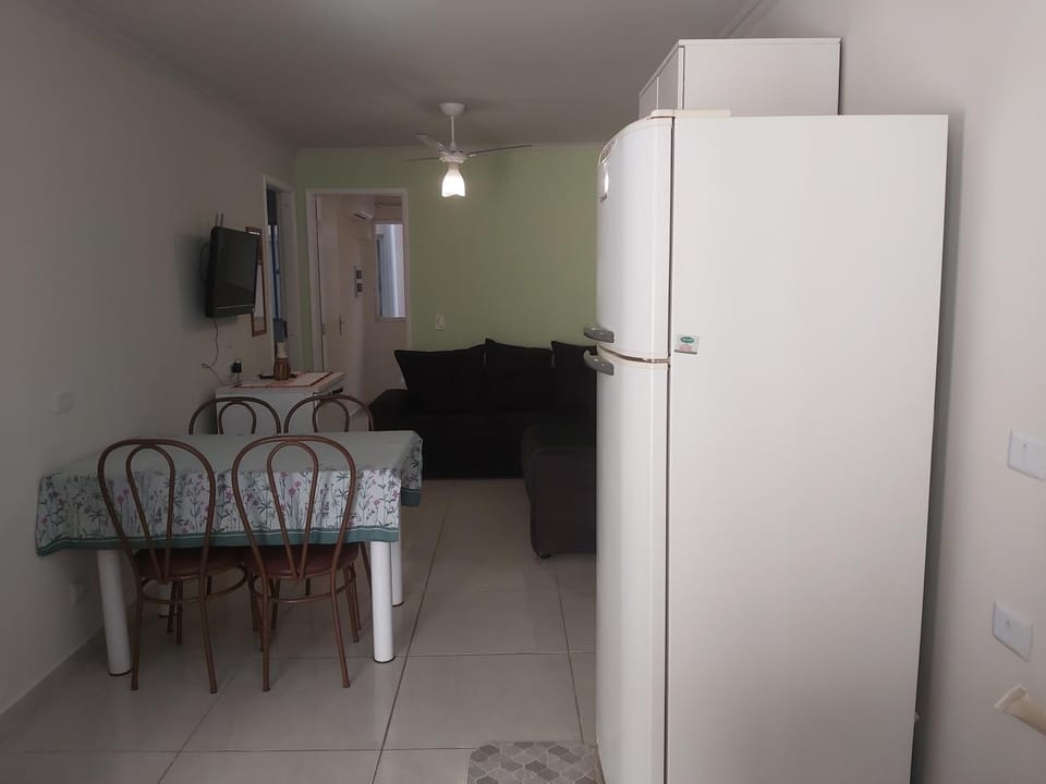 Ap 300 mts da Praia Brava Apartment in State of Paraná