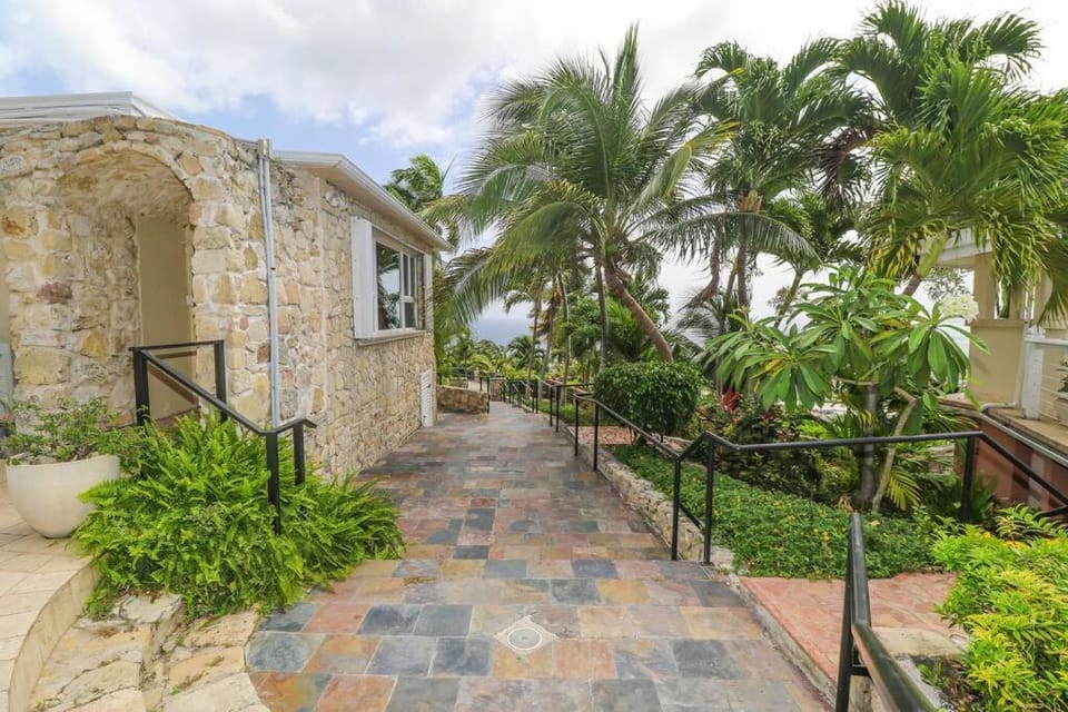Historical Estate 3 bedrm Home! GREAT HOUSE Apartment in St. Croix