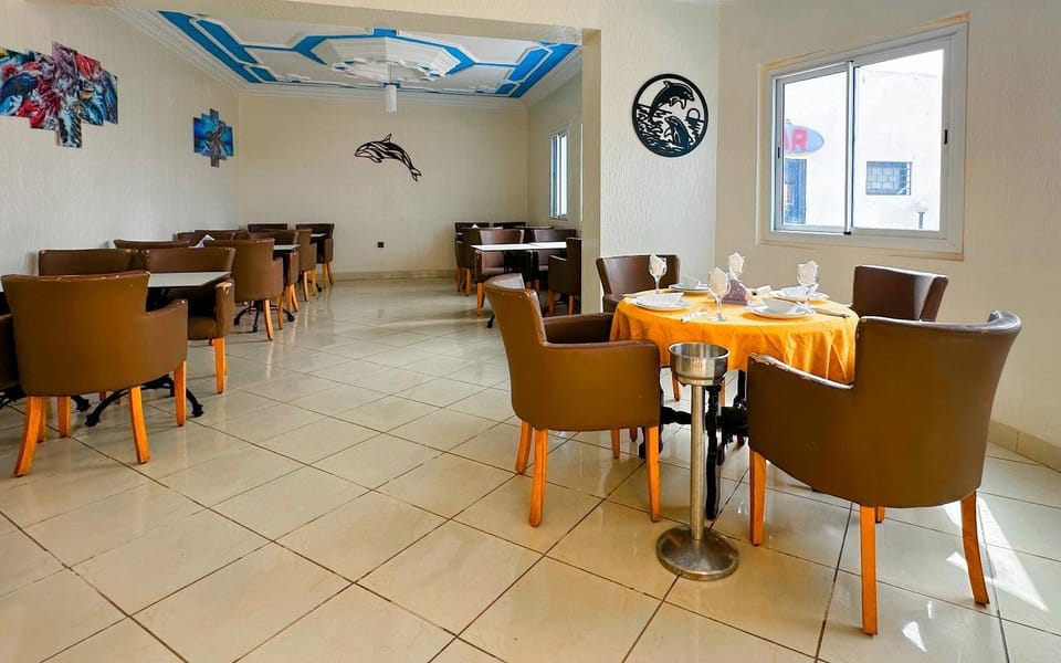Restaurant/places to eat, Restaurant/places to eat