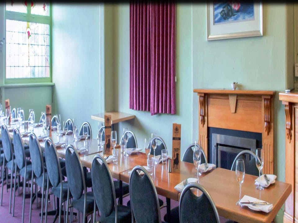 Holgate Brewhouse Hotel in Woodend