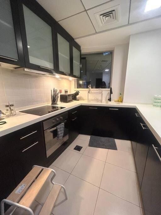 Skyview Tower Apartment in Dubai
