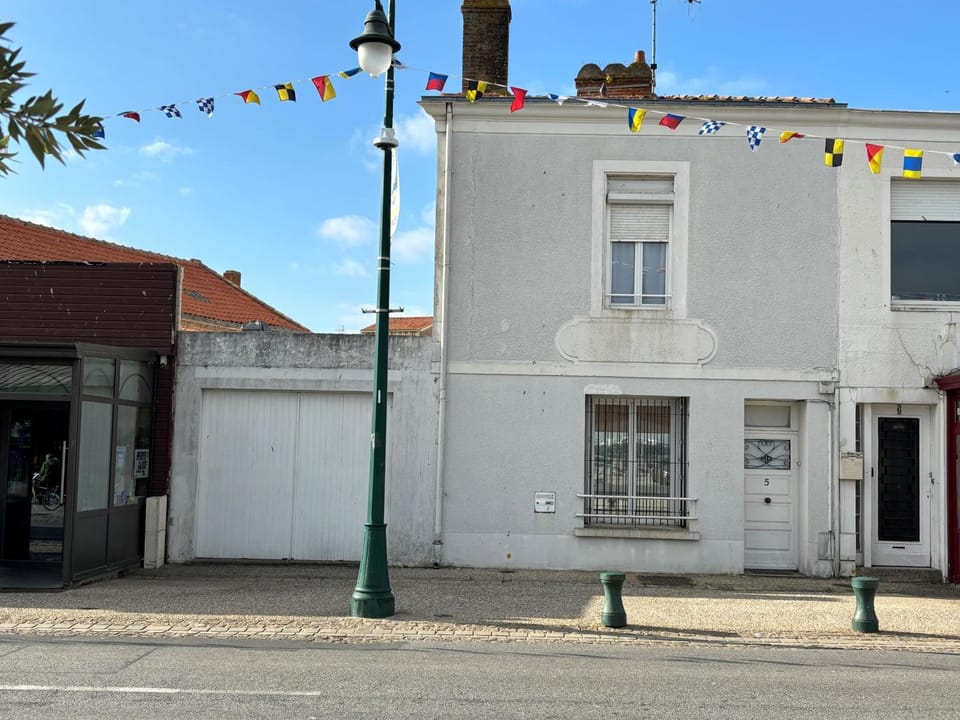 Maison 4 chambres, 2 étoiles, près plage, port de pêche – Les Sables-d'Olonne House in Les Sables-d'Olonne