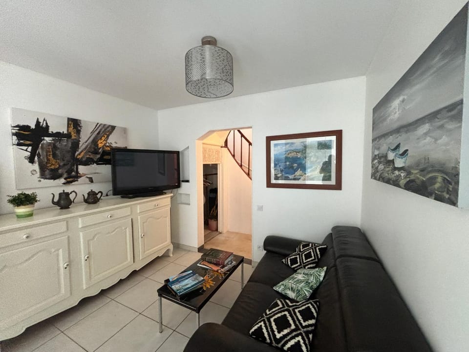 Maison 4 chambres, 2 étoiles, près plage, port de pêche – Les Sables-d'Olonne House in Les Sables-d'Olonne