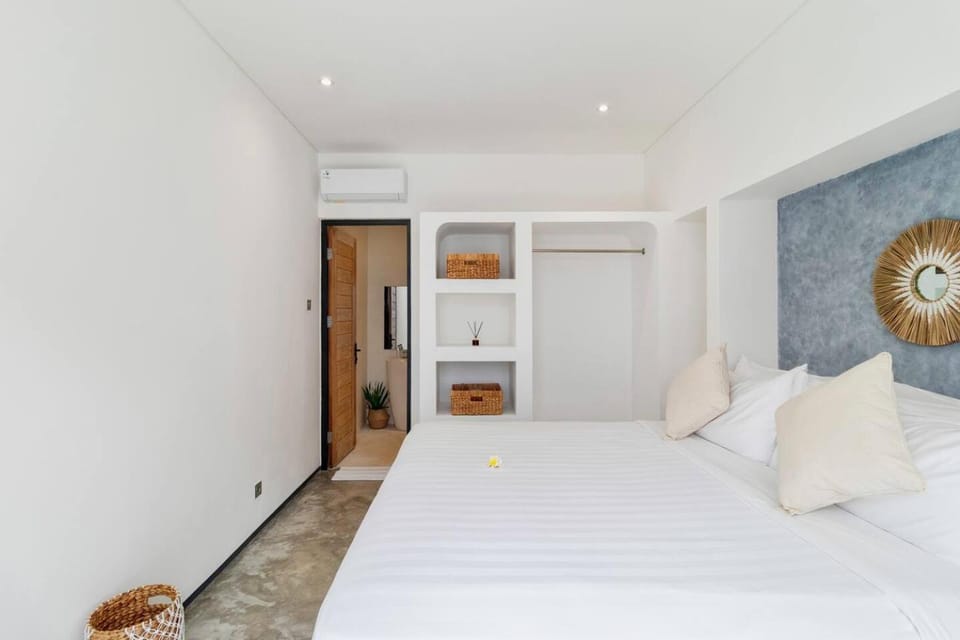 Great Value 2 Bed Villa, Sleeps 4, Fast Wifi Villa in Bali