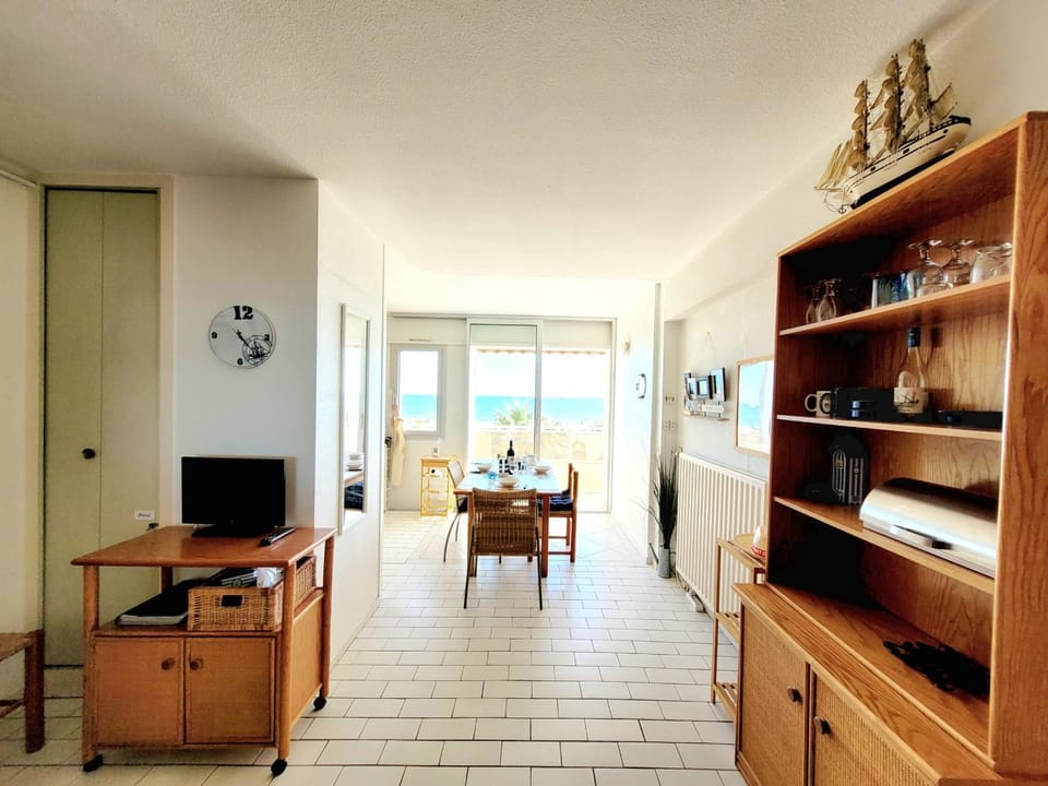 T2 cosy avec terrasse vue mer, 4 pers, calme - FR-1-794-108 Apartment in Canet-en-Roussillon