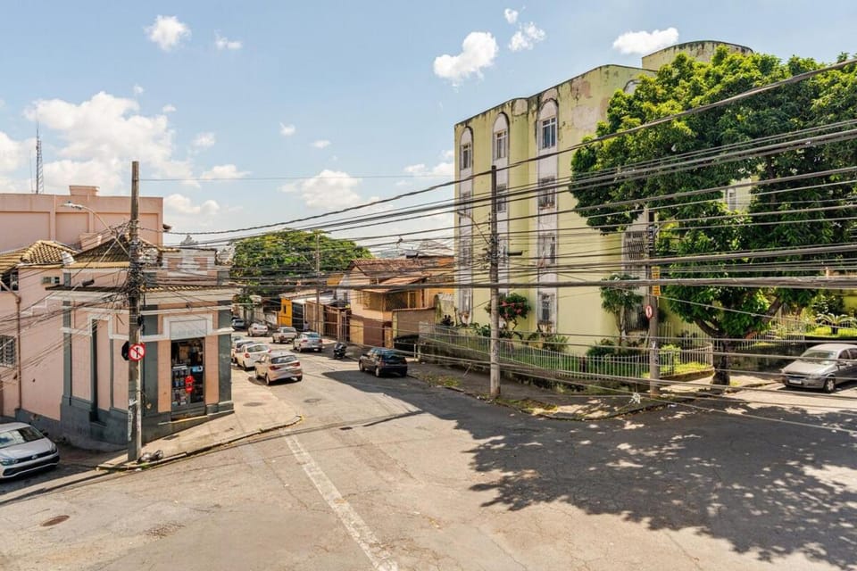 Day, Neighbourhood, City view, Street view, Location