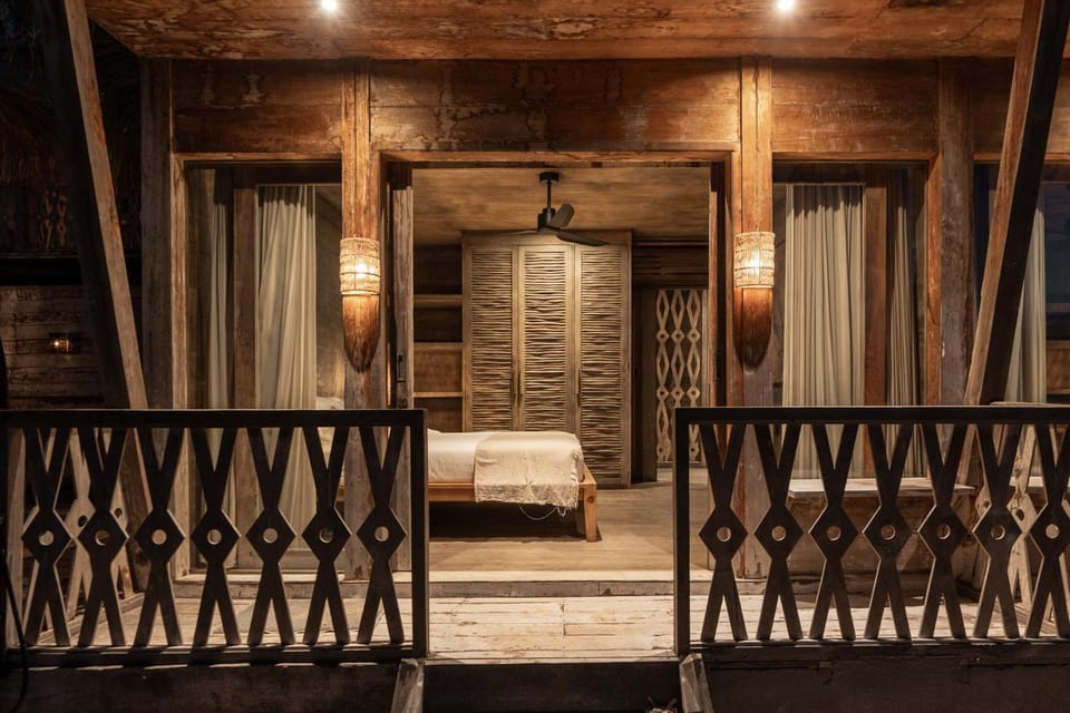 Sunset Beach Wood Villa by Alfred in Bali Villa in Nusapenida