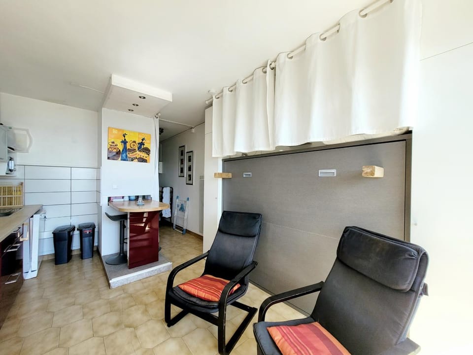 Canet-en-Roussillon - Studio 2 pers - Vue mer - Résidence calme - FR-1-794-133 Apartment in Canet-en-Roussillon