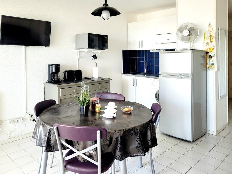 Canet-en-Roussillon - Studio alcôve 4 pers - Terrasse - Parking privé - FR-1-794-138 Apartment in Canet-en-Roussillon
