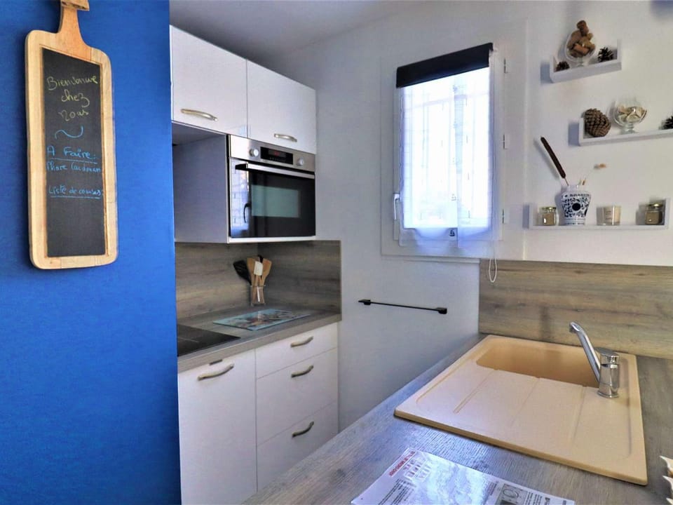 Charmant appartement avec jardin, proche plages, commerces et Royan, parking privé - FR-1-494-195 Apartment in Nouvelle-Aquitaine