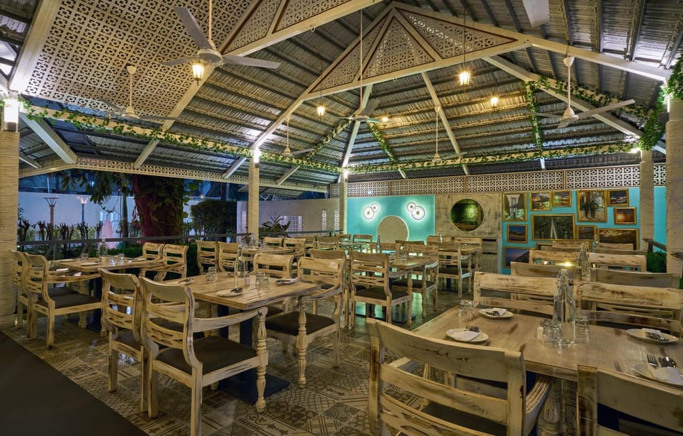Restaurant/places to eat, Restaurant/places to eat