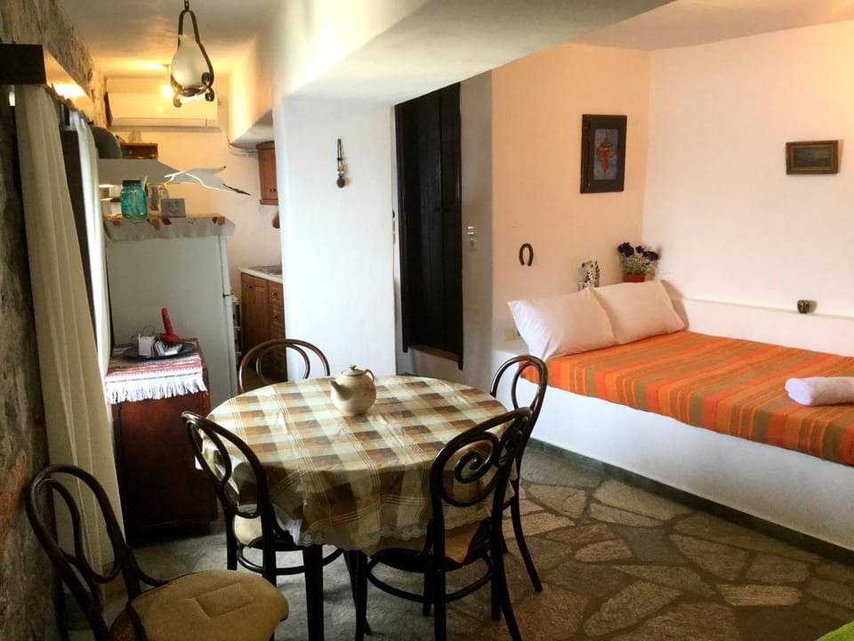 Villa Castello Apartment in Islands