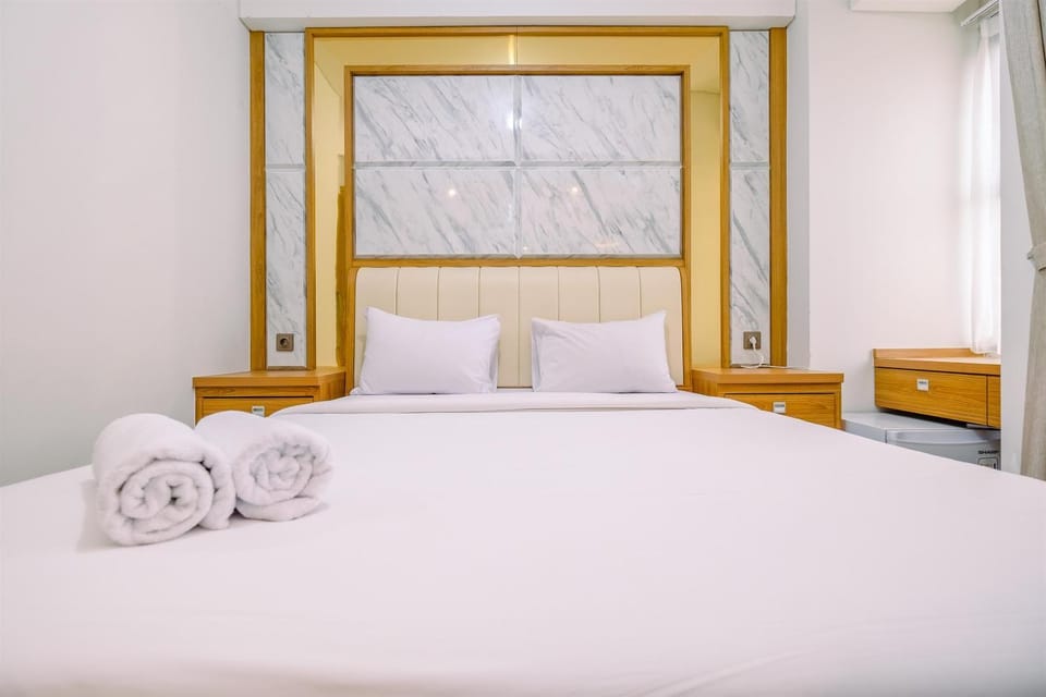 Cozy and Homey Studio Room Transpark Cibubur Apartment By Travelio Apartment in West Java
