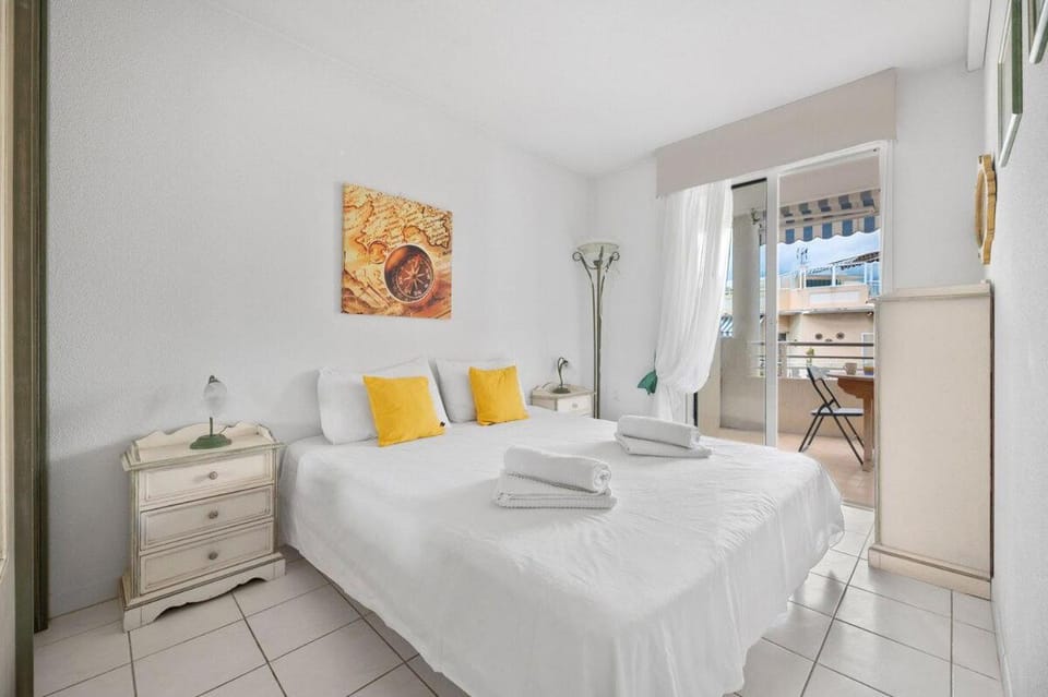 LE RIVIERA PRESTIGE Front de Mer Terrasse Parking Apartment in Roquebrune-Cap-Martin