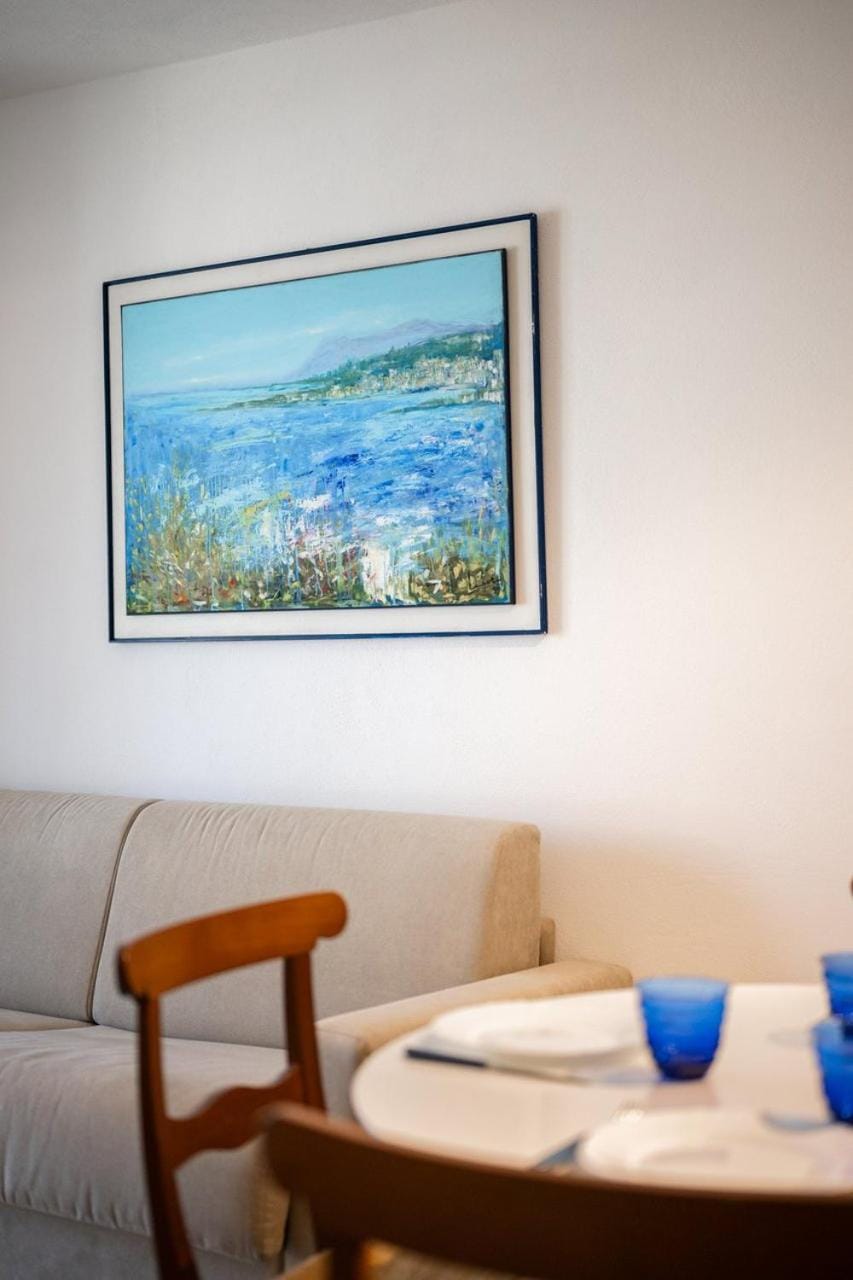 LE RIVIERA PRESTIGE Front de Mer Terrasse Parking Apartment in Roquebrune-Cap-Martin
