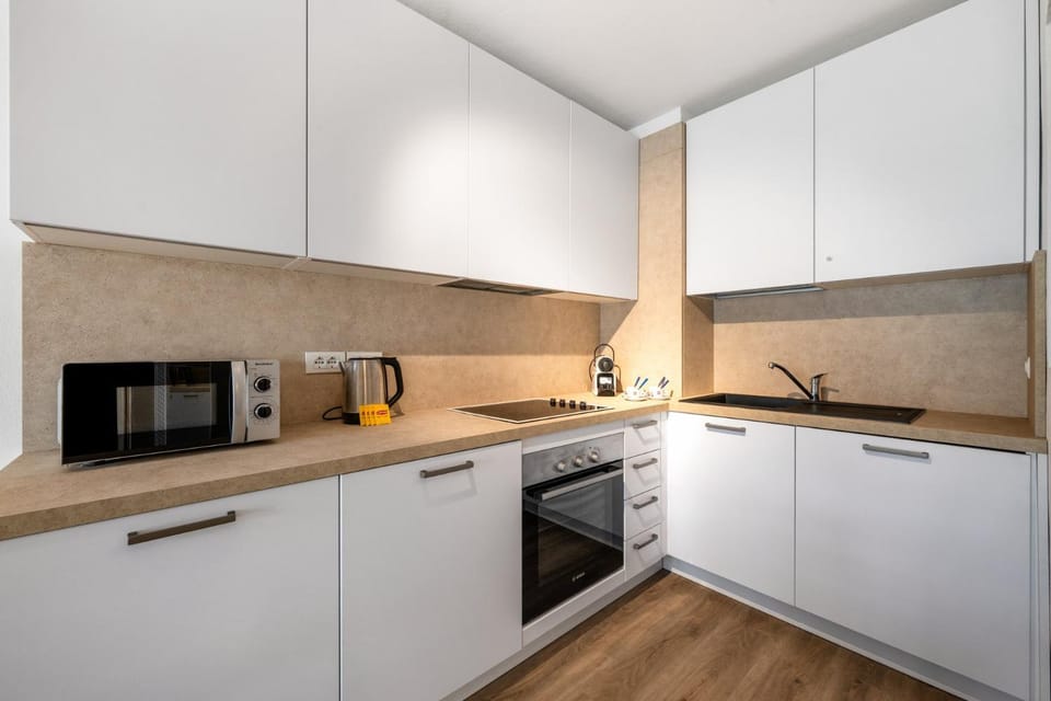 LE RIVIERA PRESTIGE en bord de mer parking privé Apartment in Roquebrune-Cap-Martin