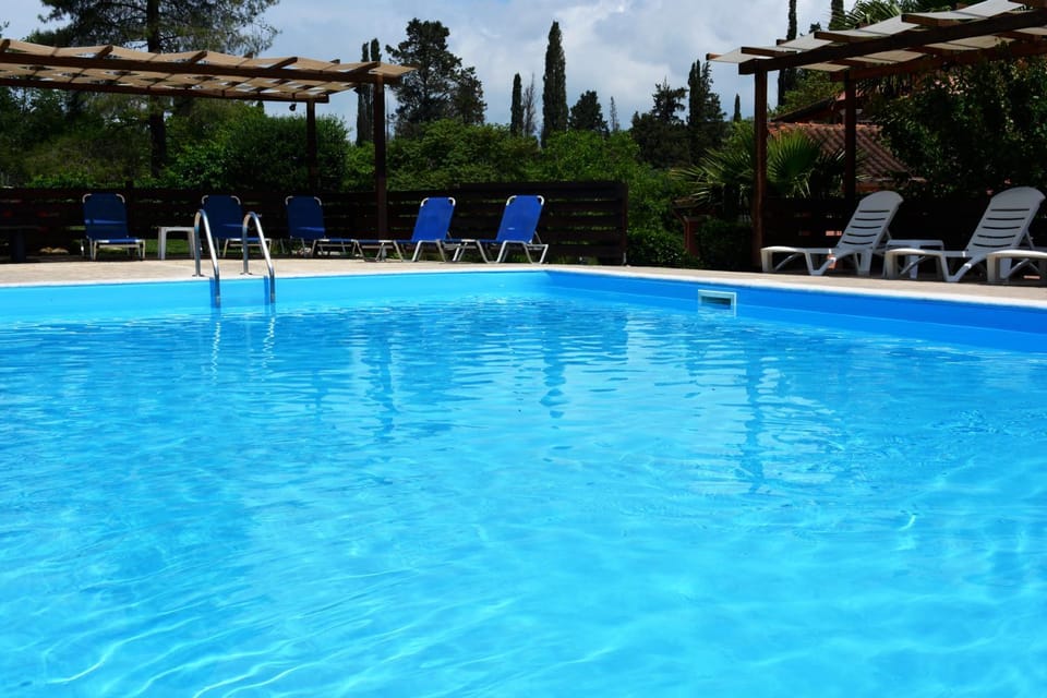 Swimming pool, Swimming pool
